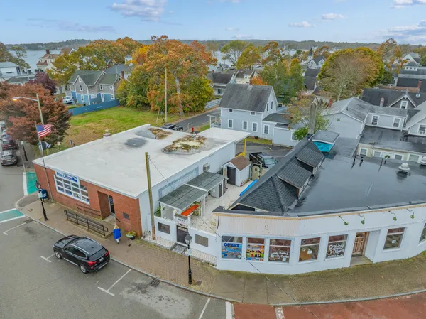 $199,000 | 218 Onset Avenue, Onset, MA 02558