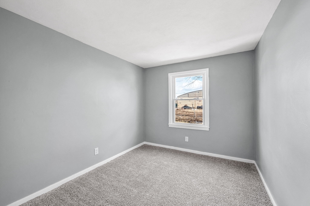 83 Gilbert Avenue Springfield, MA 01119 - Photo 20 of 42
