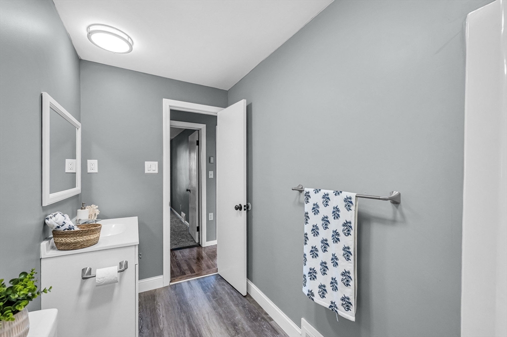 83 Gilbert Avenue Springfield, MA 01119 - Photo 34 of 42