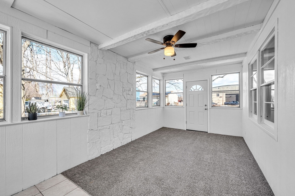 83 Gilbert Avenue Springfield, MA 01119 - Photo 8 of 42