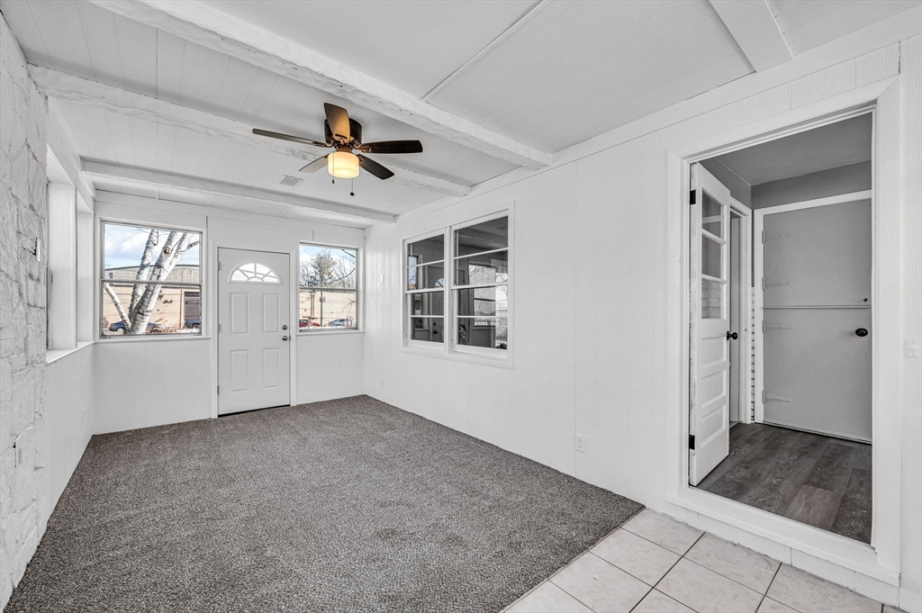 83 Gilbert Avenue Springfield, MA 01119 - Photo 9 of 42