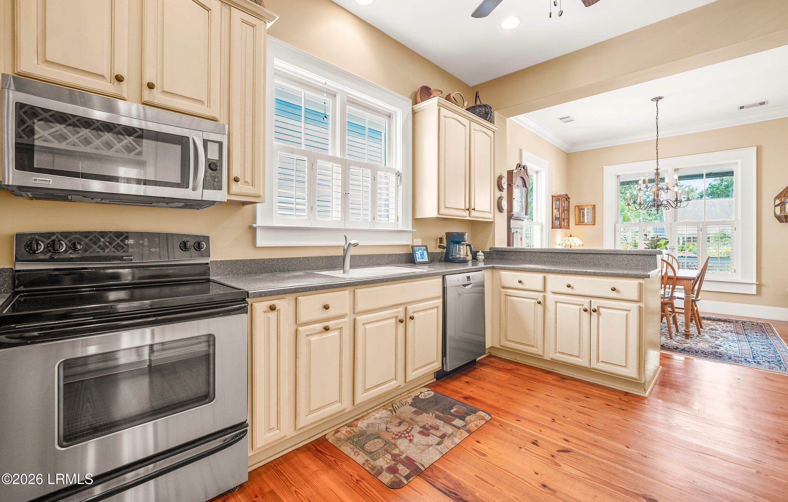18 Sheridan Road Beaufort, SC 29907 - Photo 15 of 63 DSC02973-85.jpg-SMALL