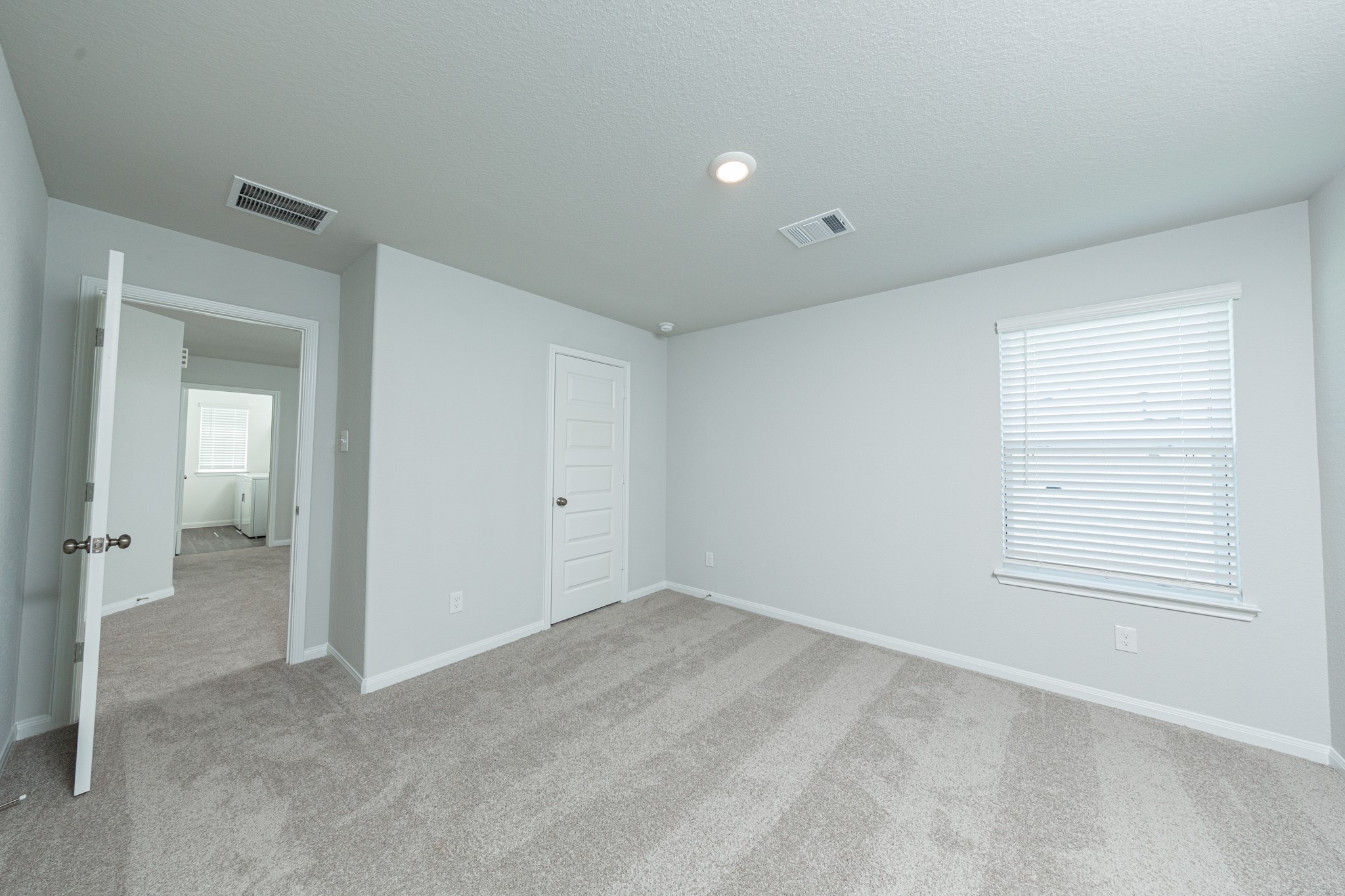 2259 Middle Rdg Drive Conroe, TX 77301 - Photo 12 of 20 an empty room with windows