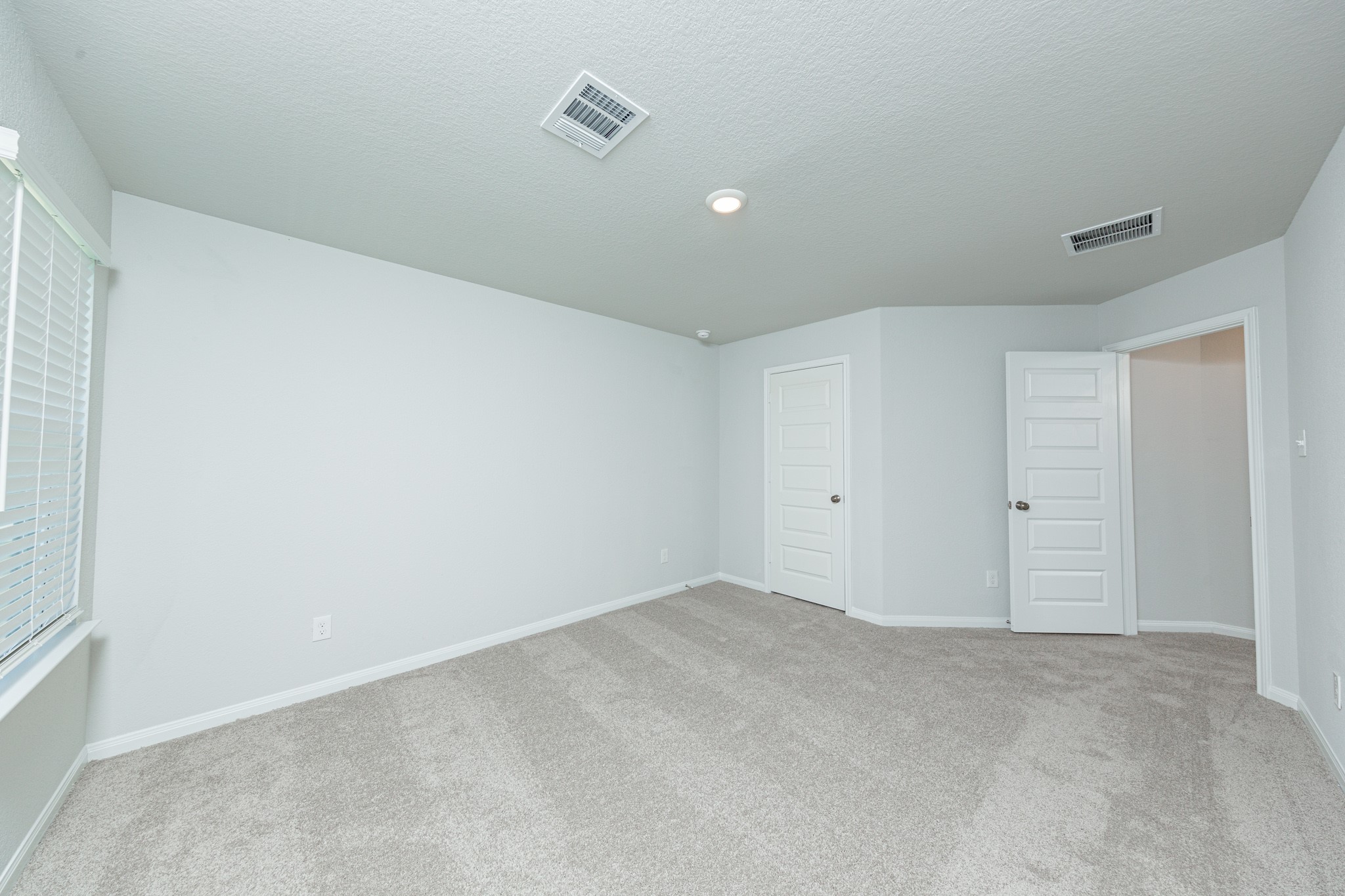 2259 Middle Rdg Drive Conroe, TX 77301 - Photo 15 of 20 a view of an empty room