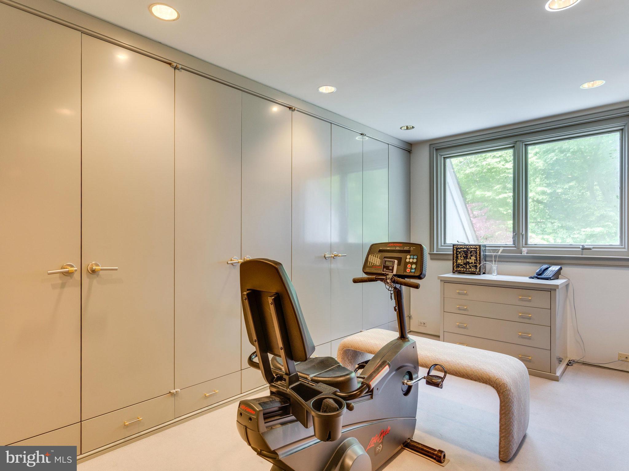 706 Belgrove Road McLean, VA 22101 - Photo 16 of 30 Interior (General)