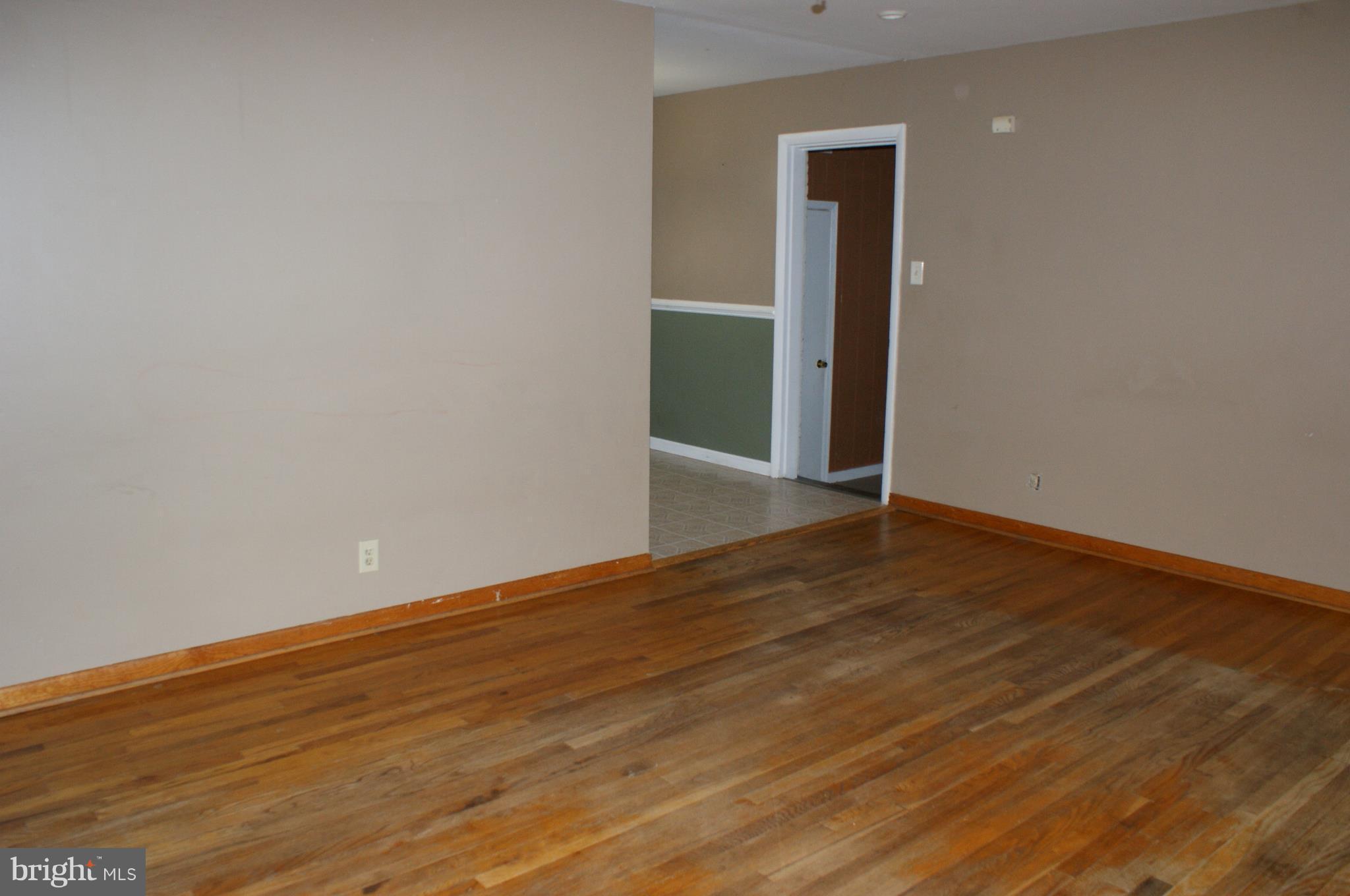 608 Truslow Road Fredericksburg, VA 22406 - Photo 14 of 21 Living Room