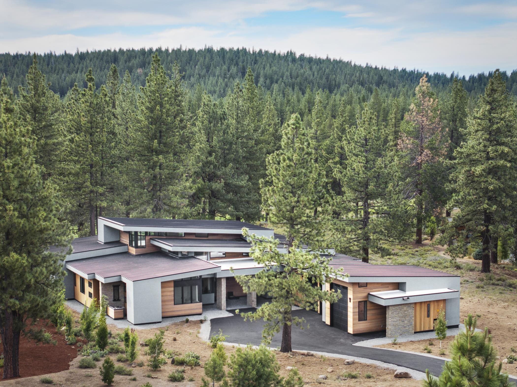 11639 Henness Road Truckee, CA 96161 - Photo 19 of 21 Gallery Image 19