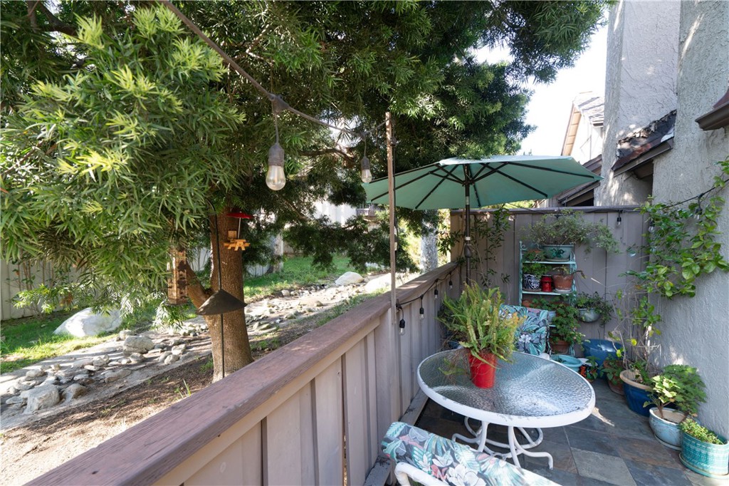 2053 Meadow View Lane Costa Mesa, CA 92627 - Photo 12 of 44