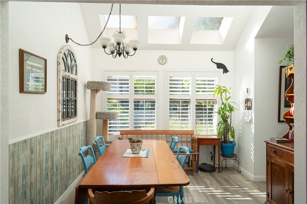 2053 Meadow View Lane Costa Mesa, CA 92627 - Photo 13 of 44