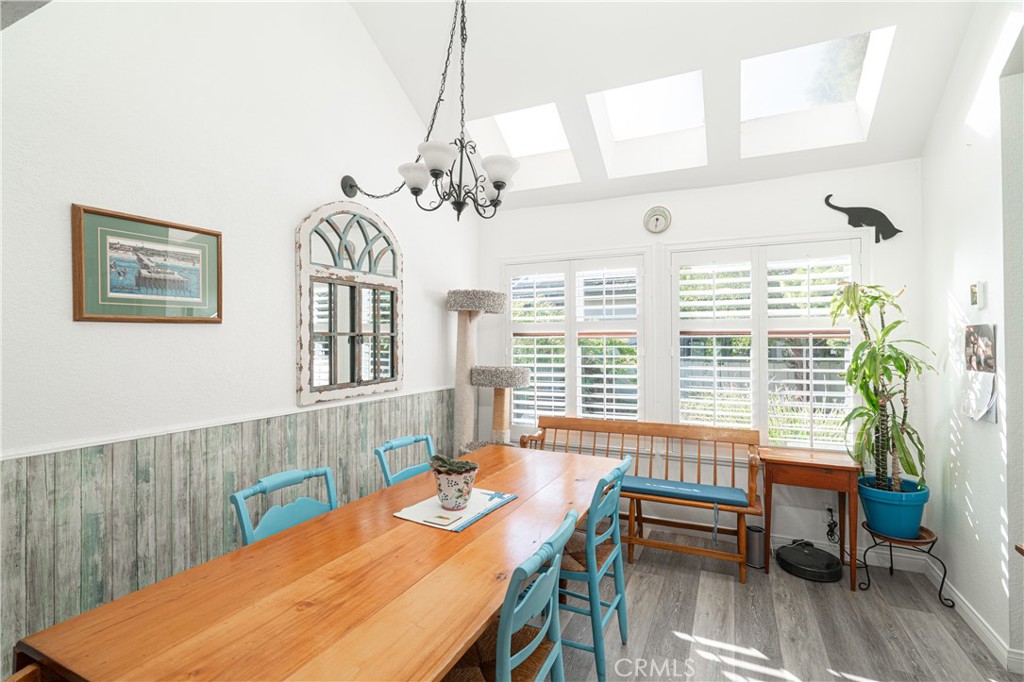 2053 Meadow View Lane Costa Mesa, CA 92627 - Photo 17 of 44