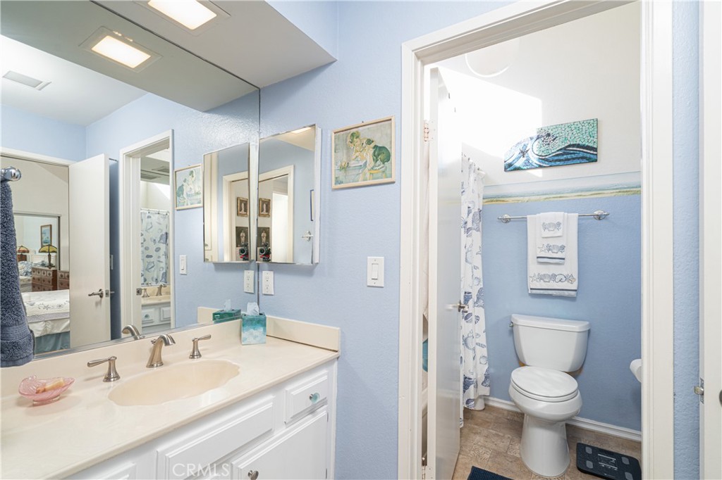 2053 Meadow View Lane Costa Mesa, CA 92627 - Photo 28 of 44