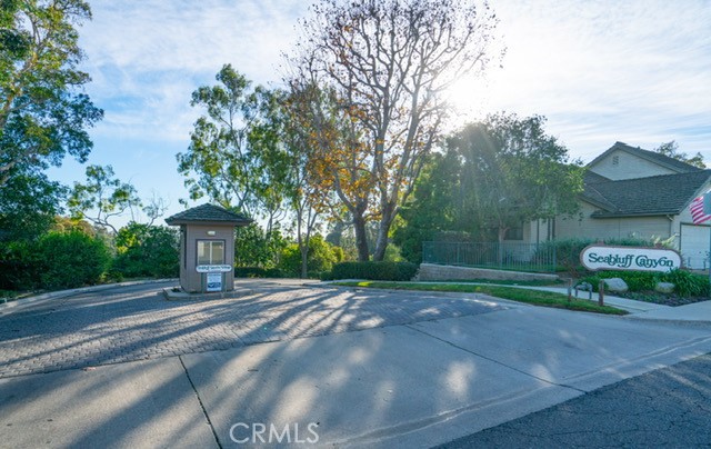 2053 Meadow View Lane Costa Mesa, CA 92627 - Photo 39 of 44