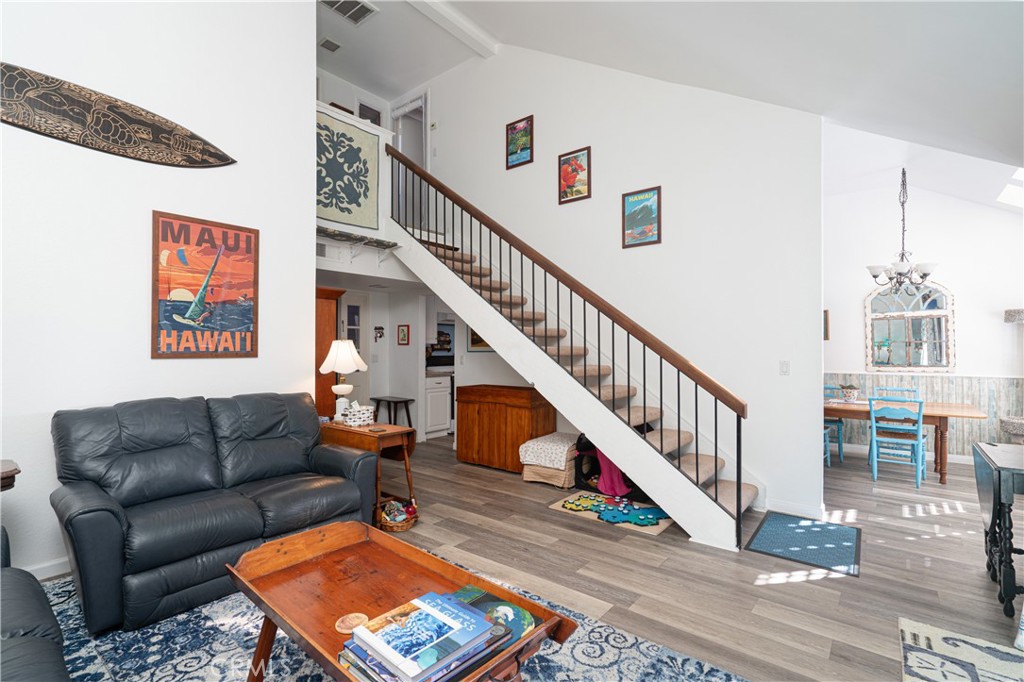 2053 Meadow View Lane Costa Mesa, CA 92627 - Photo 8 of 44