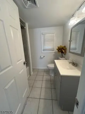 $2,700 | 17 Eastbrook Lane, Newton, NJ 07860