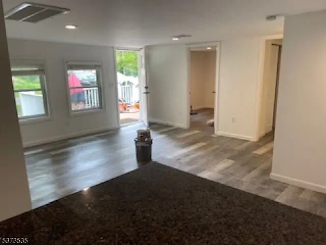 $2,700 | 17 Eastbrook Lane, Newton, NJ 07860