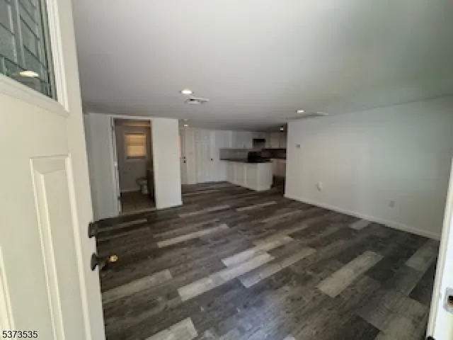 $2,700 | 17 Eastbrook Lane, Newton, NJ 07860