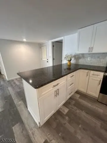 $2,700 | 17 Eastbrook Lane, Newton, NJ 07860