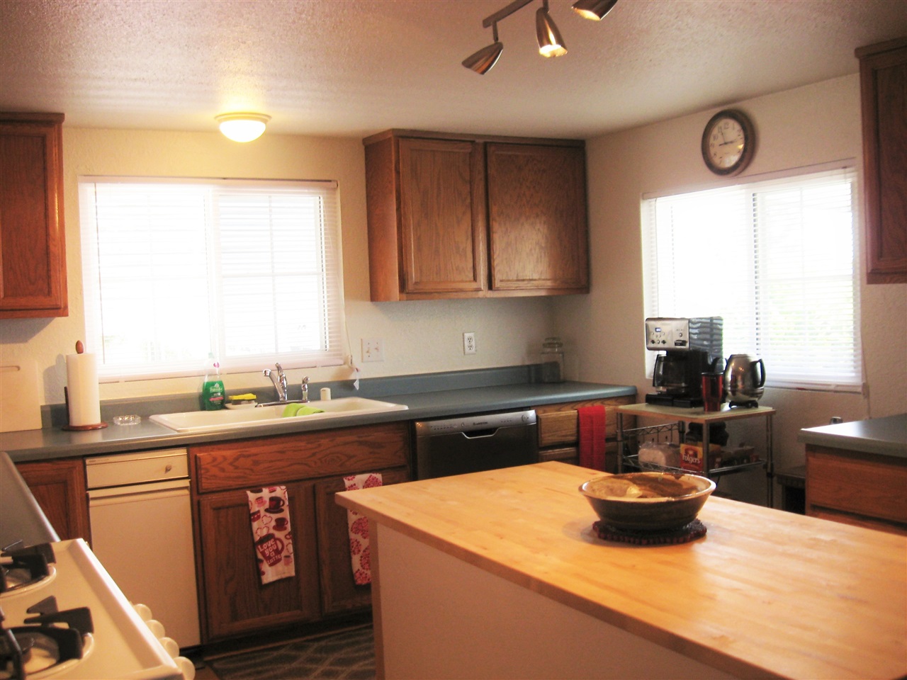 1925 Otay Lakes Road, Unit 83 Chula Vista, CA 91913 - Photo 2 of 25 Gallery Image 2