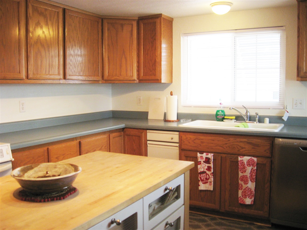1925 Otay Lakes Road, Unit 83 Chula Vista, CA 91913 - Photo 4 of 25 Gallery Image 4
