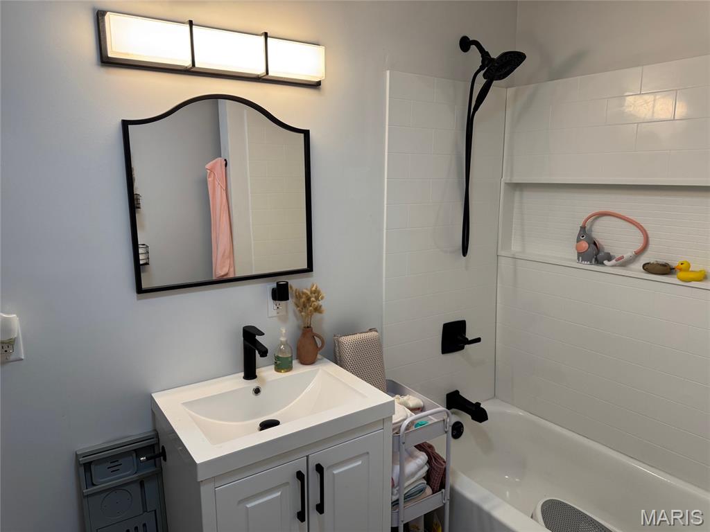 843 Monroe Street Witt, IL 62094 - Photo 18 of 28