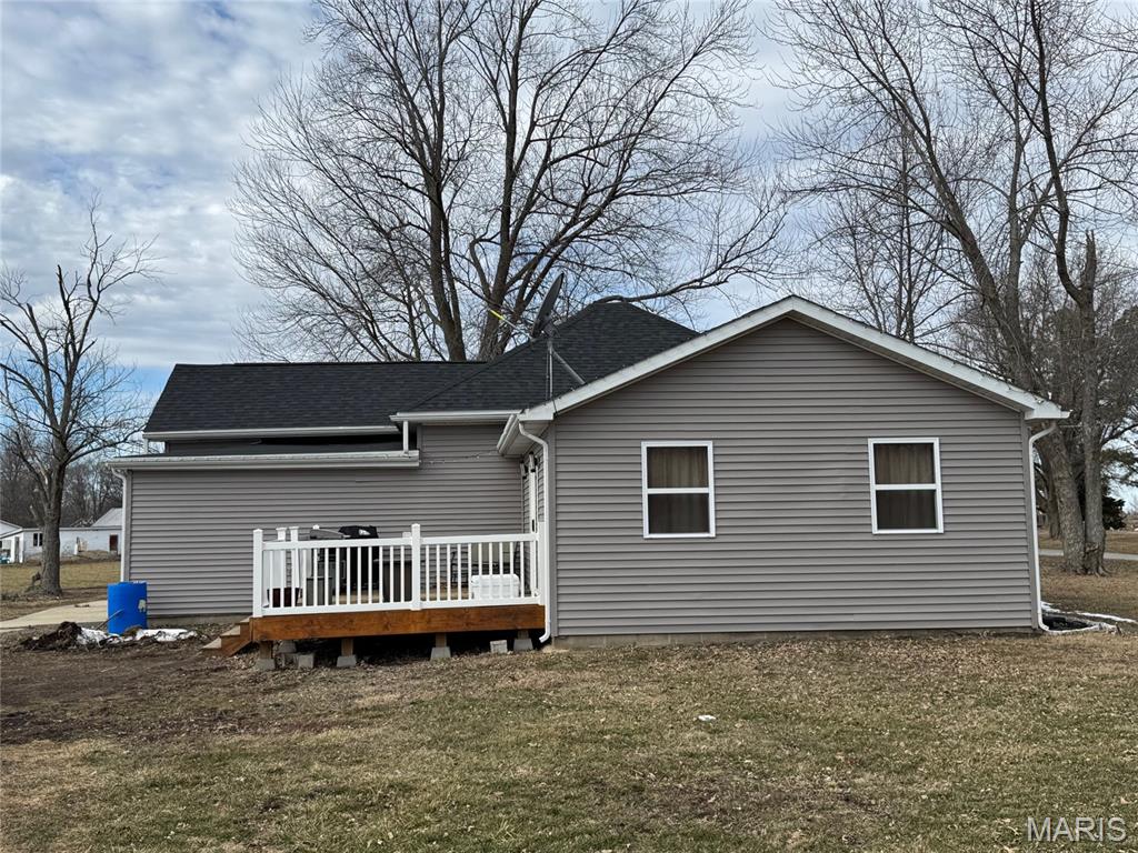 843 Monroe Street Witt, IL 62094 - Photo 2 of 28