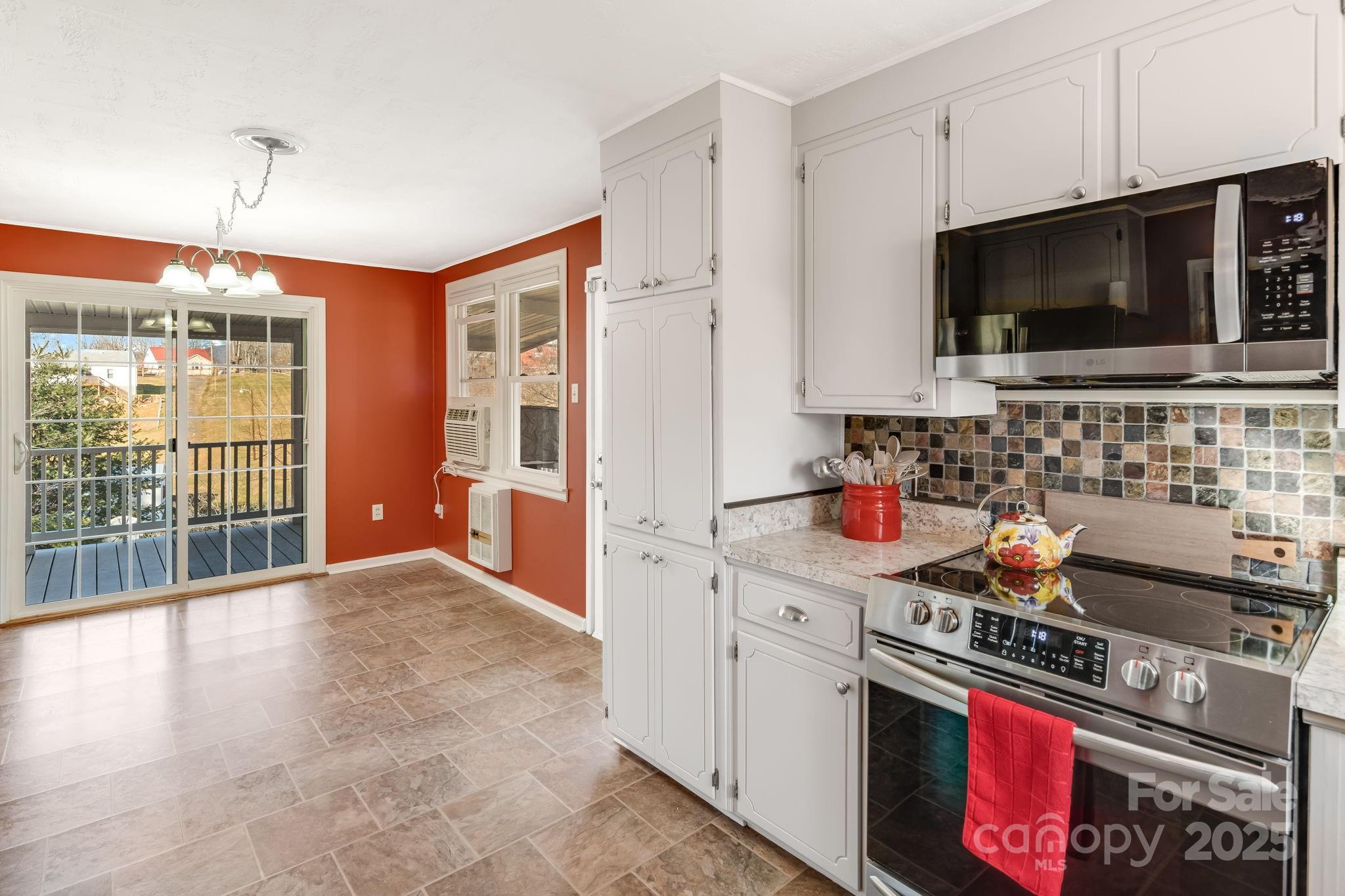 106 Pressley Road Canton, NC 28716 - Photo 16 of 42