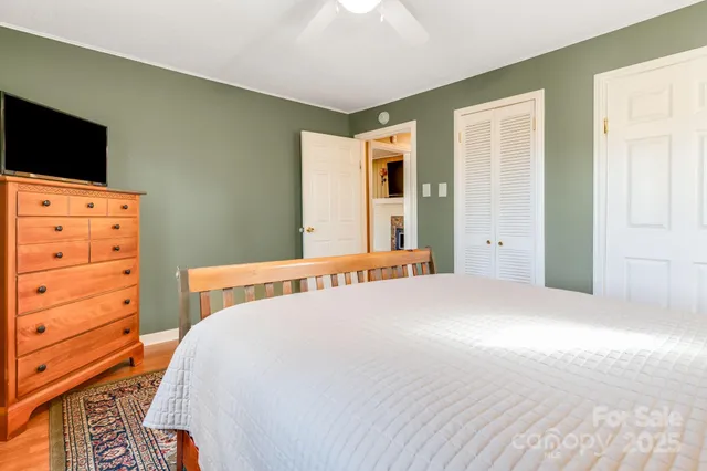 $379,900 | 106 Pressley Road, Canton, NC 28716