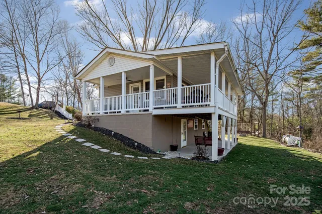 $379,900 | 106 Pressley Road, Canton, NC 28716