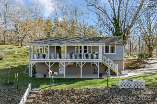 $379,900 | 106 Pressley Road, Canton, NC 28716