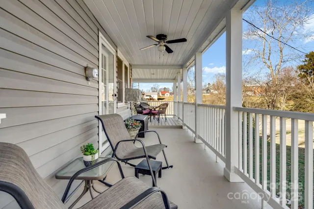 $379,900 | 106 Pressley Road, Canton, NC 28716