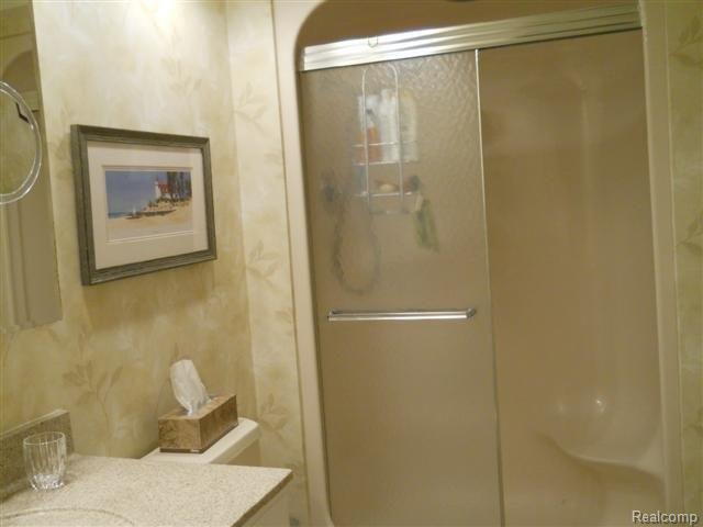 1991 Severn Road Grosse Pointe, MI 48236 - Photo 13 of 17 1991 severn 052 (Small).jpg