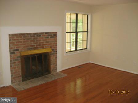 5027 Courtneys Corner Road Sumerduck, VA 22742 - Photo 3 of 15 Family Room