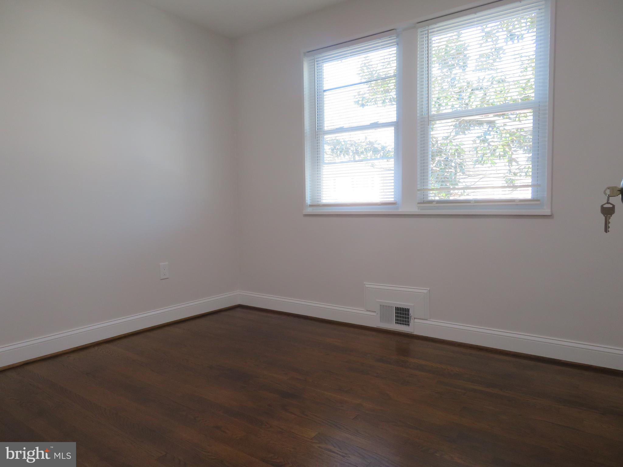 1325 Ray Road Hyattsville, MD 20782 - Photo 13 of 55 UPPER LEVEL 2-BEDROOM