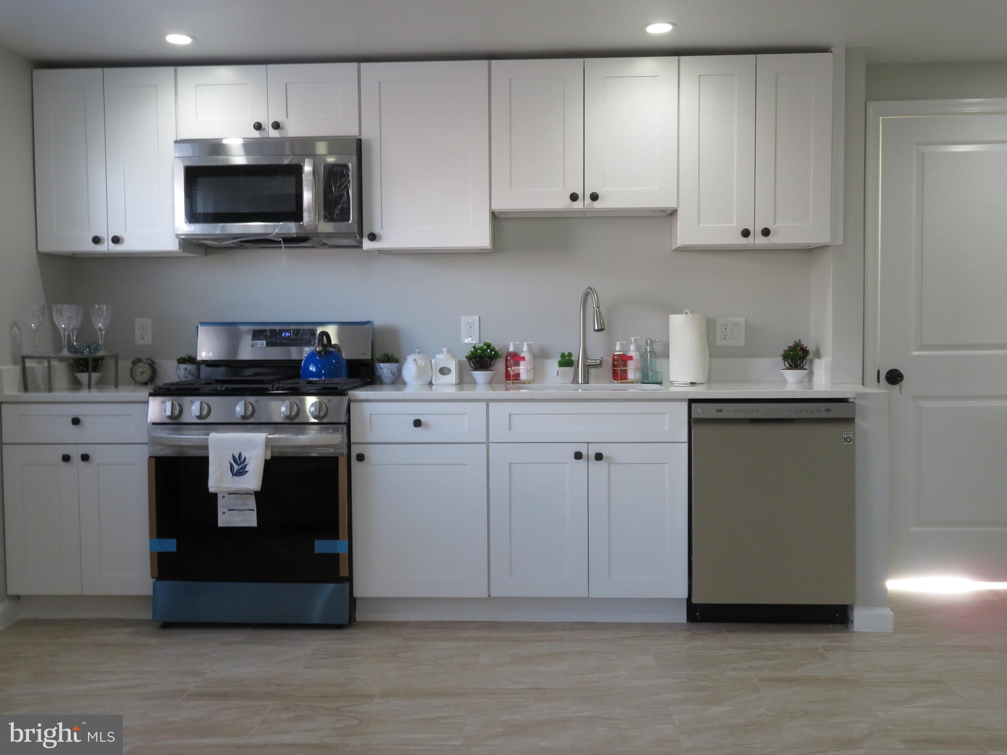 1325 Ray Road Hyattsville, MD 20782 - Photo 30 of 55 KITCHEN
