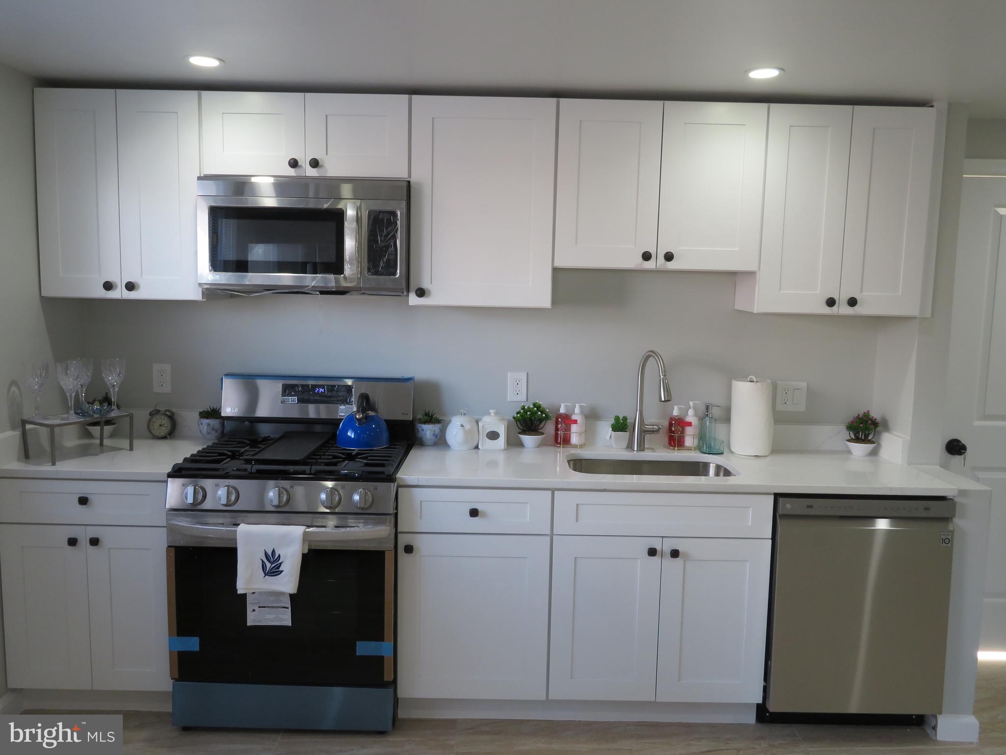 1325 Ray Road Hyattsville, MD 20782 - Photo 31 of 55 KITCHEN