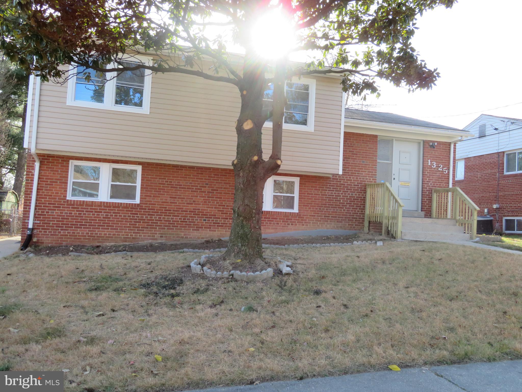 1325 Ray Road Hyattsville, MD 20782 - Photo 5 of 55 FRONT OF HOUSE