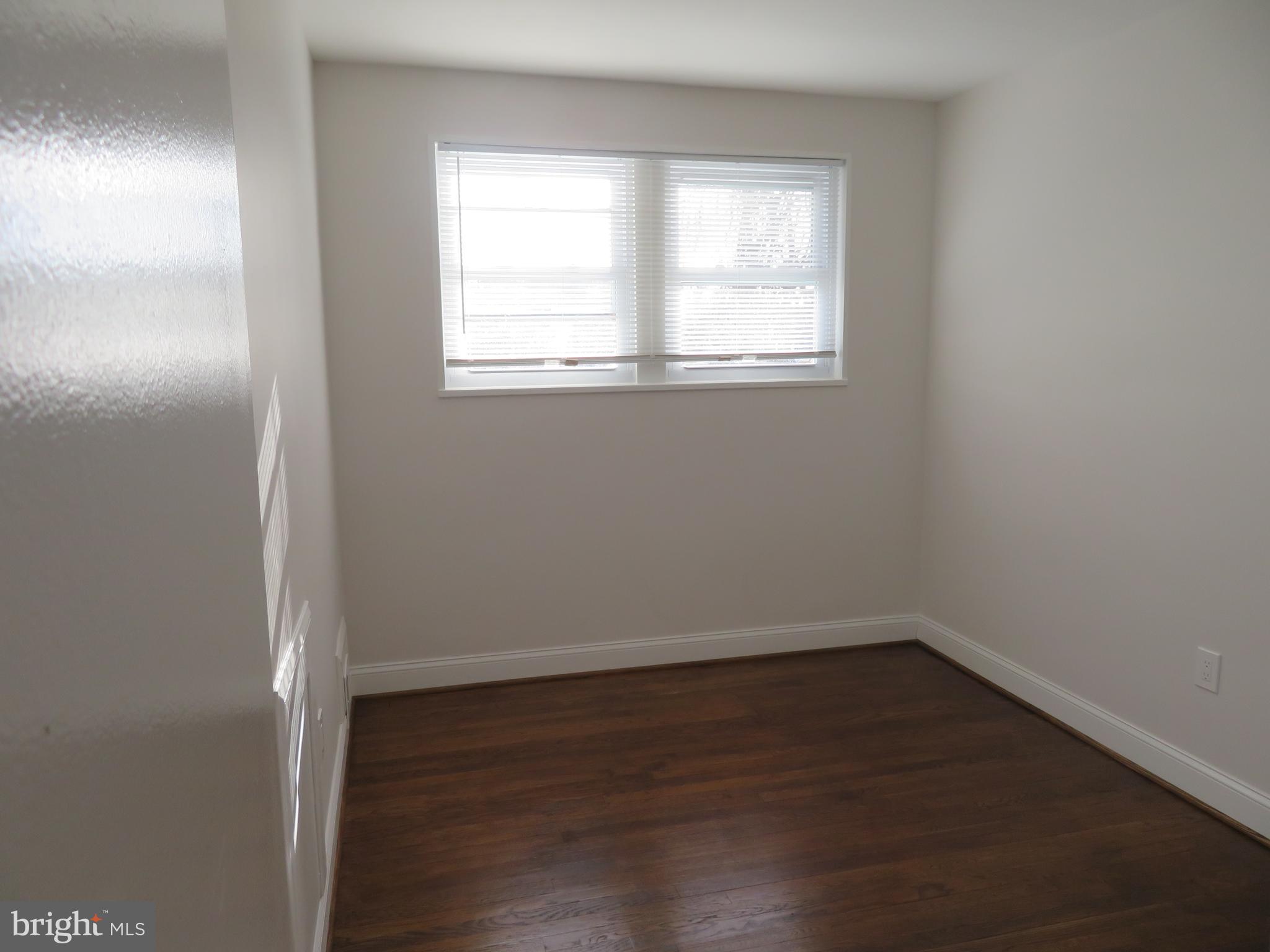 1325 Ray Road Hyattsville, MD 20782 - Photo 10 of 55 UPPER LEVEL 1-BEDROOM