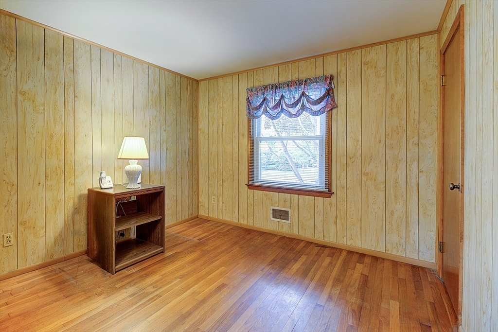 29 Beagle Club Road Attleboro, MA 02703 - Photo 17 of 26 Gallery Image 17