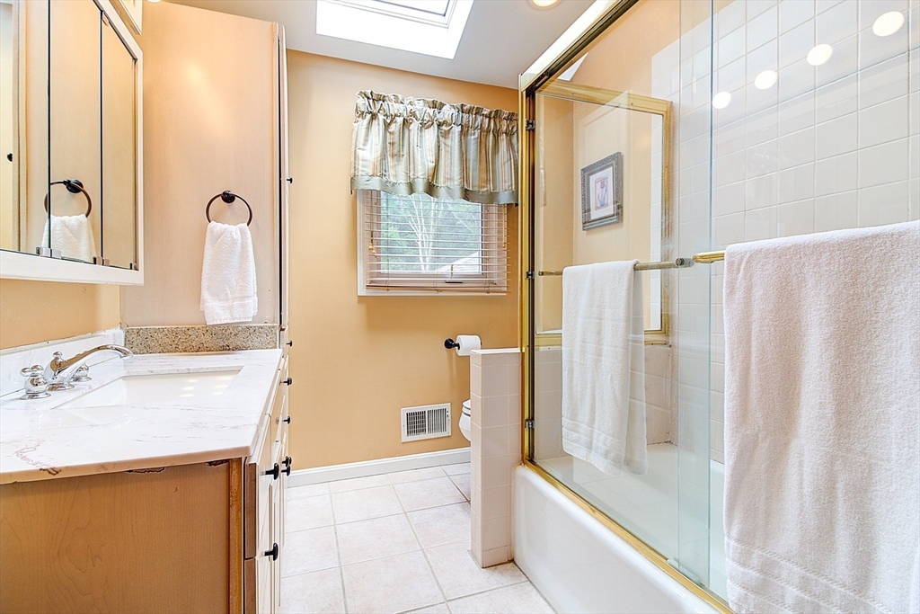 29 Beagle Club Road Attleboro, MA 02703 - Photo 19 of 26 Gallery Image 19