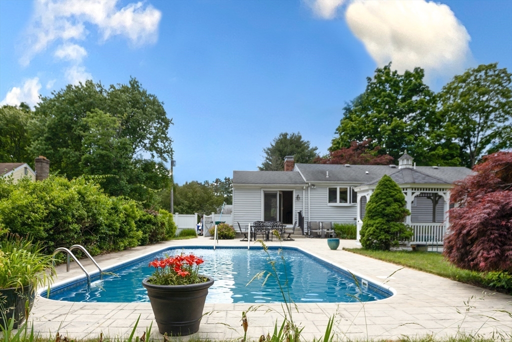 29 Beagle Club Road Attleboro, MA 02703 - Photo 21 of 26 Gallery Image 21