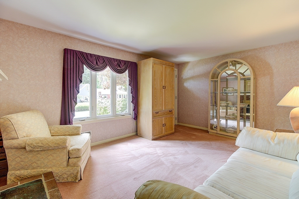 29 Beagle Club Road Attleboro, MA 02703 - Photo 10 of 26 Gallery Image 10