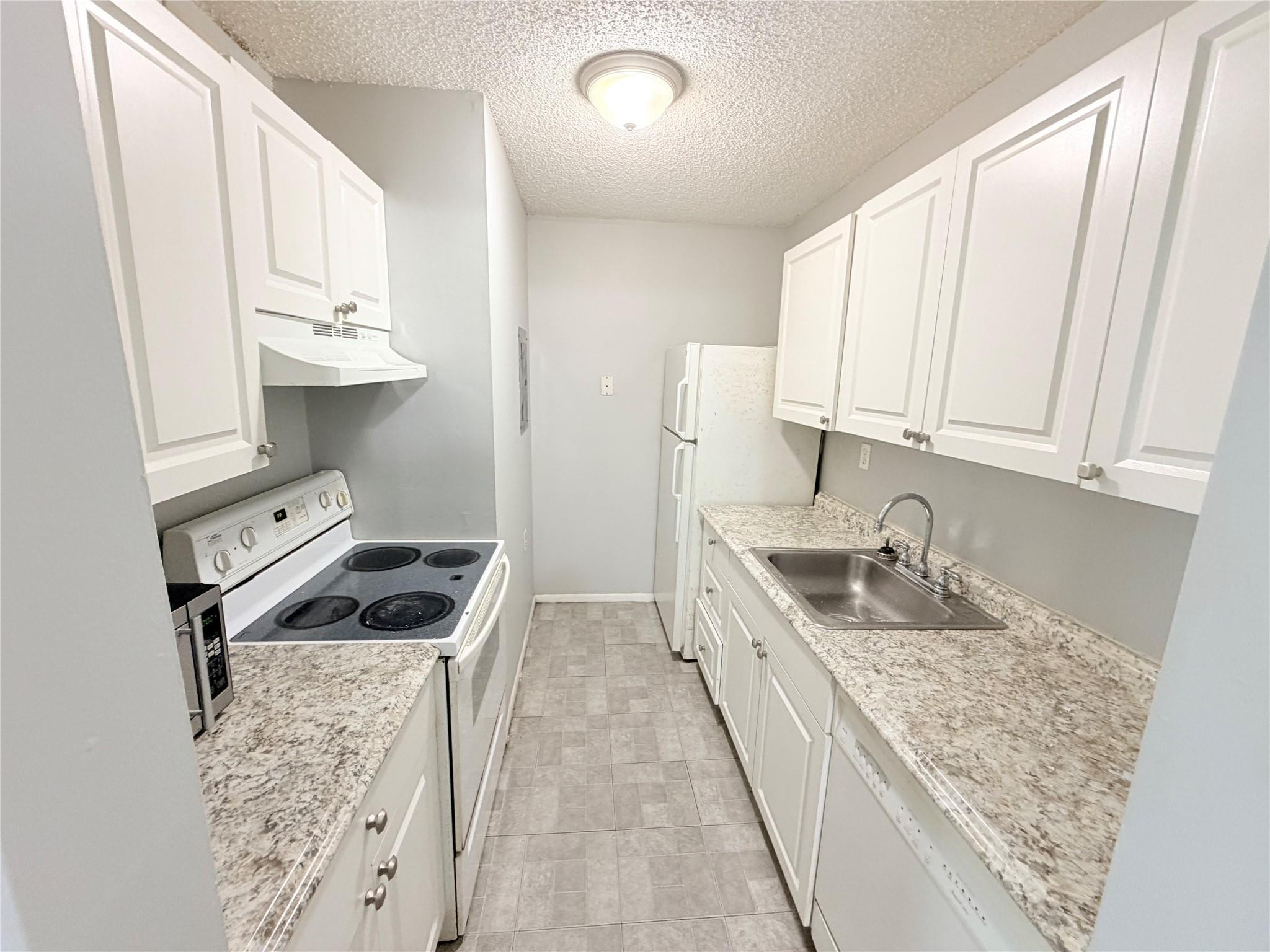 1167 Benoist Farms Road, Unit 105 West Palm Beach, FL 33411 - Photo 6 of 25 Photo 6