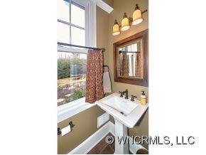 18 Windsor Road Asheville, NC 28804 - Photo 11 of 24 Gallery Image 11