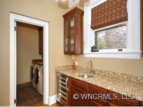 18 Windsor Road Asheville, NC 28804 - Photo 9 of 24 Gallery Image 9
