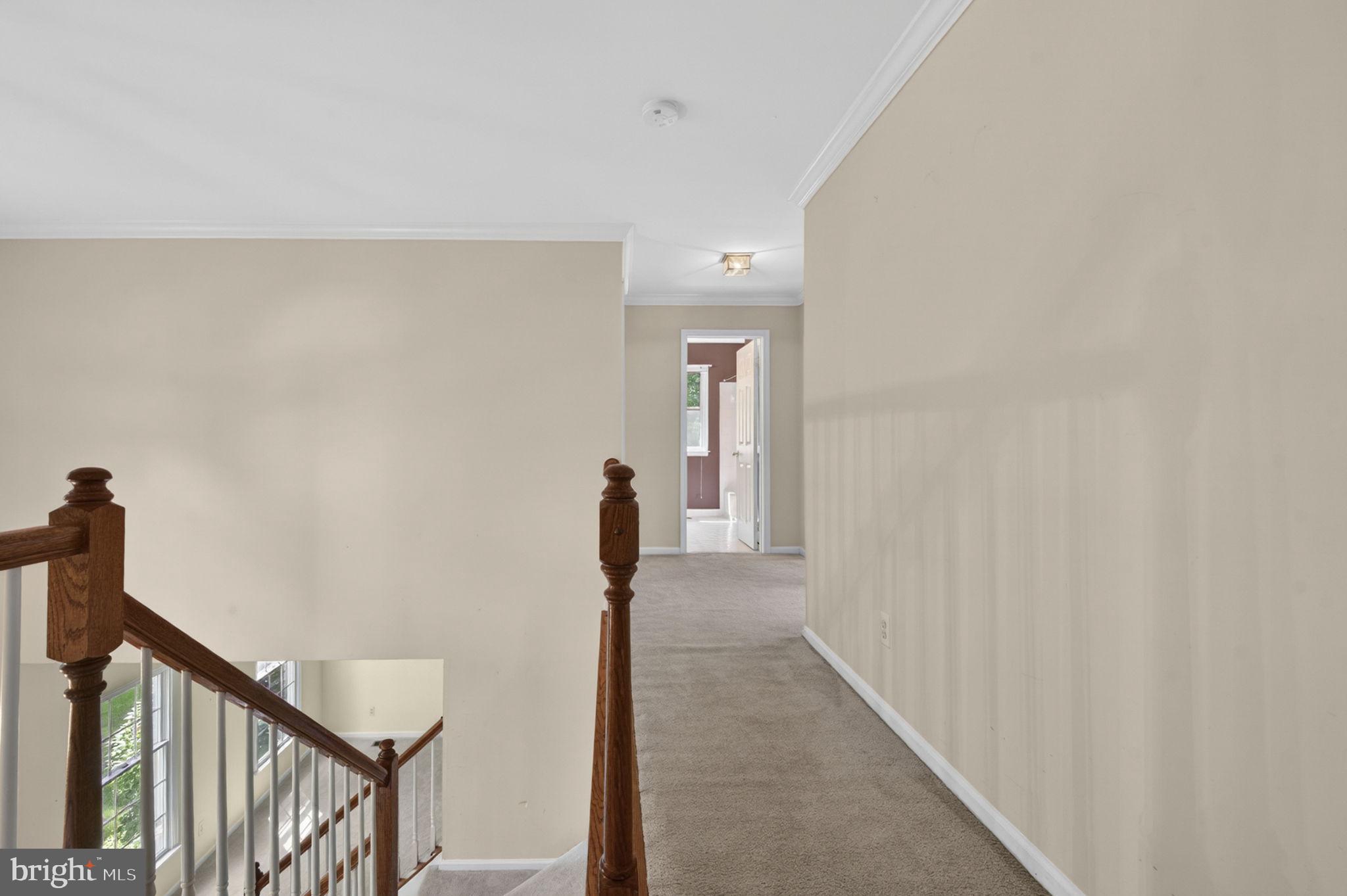 8200 Dry Ridge Road Montgomery Village, MD 20886 - Photo 33 of 85 Upper Level Hallway