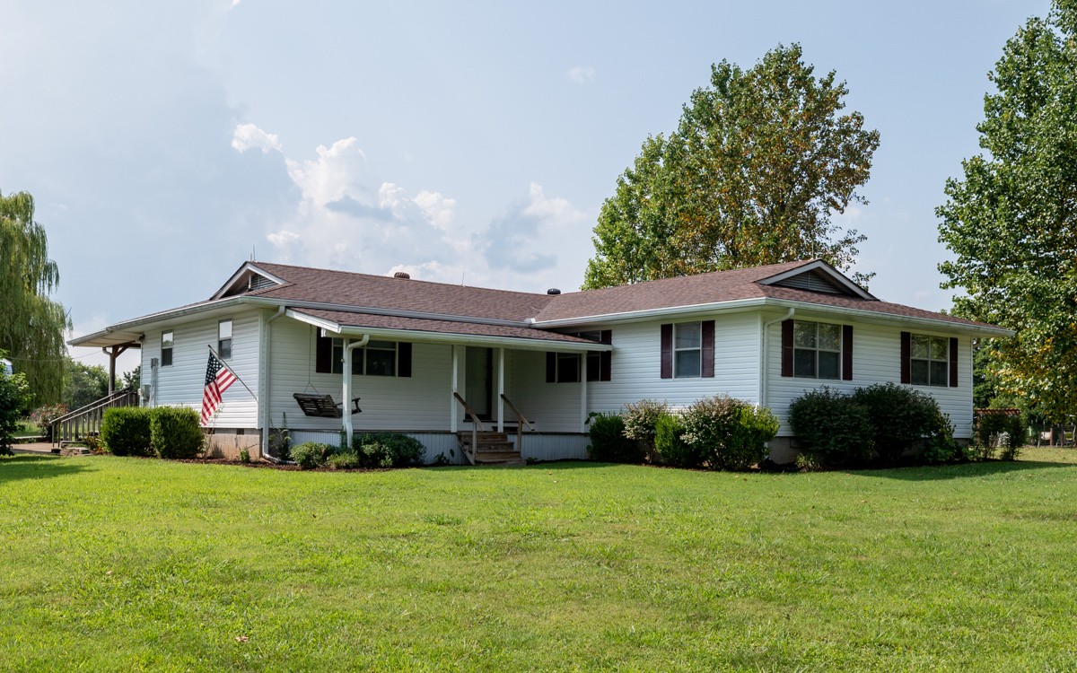 3945 Mitchell Road Lebanon, TN 37087 - Photo 1 of 41 a front view of house with yard and green space