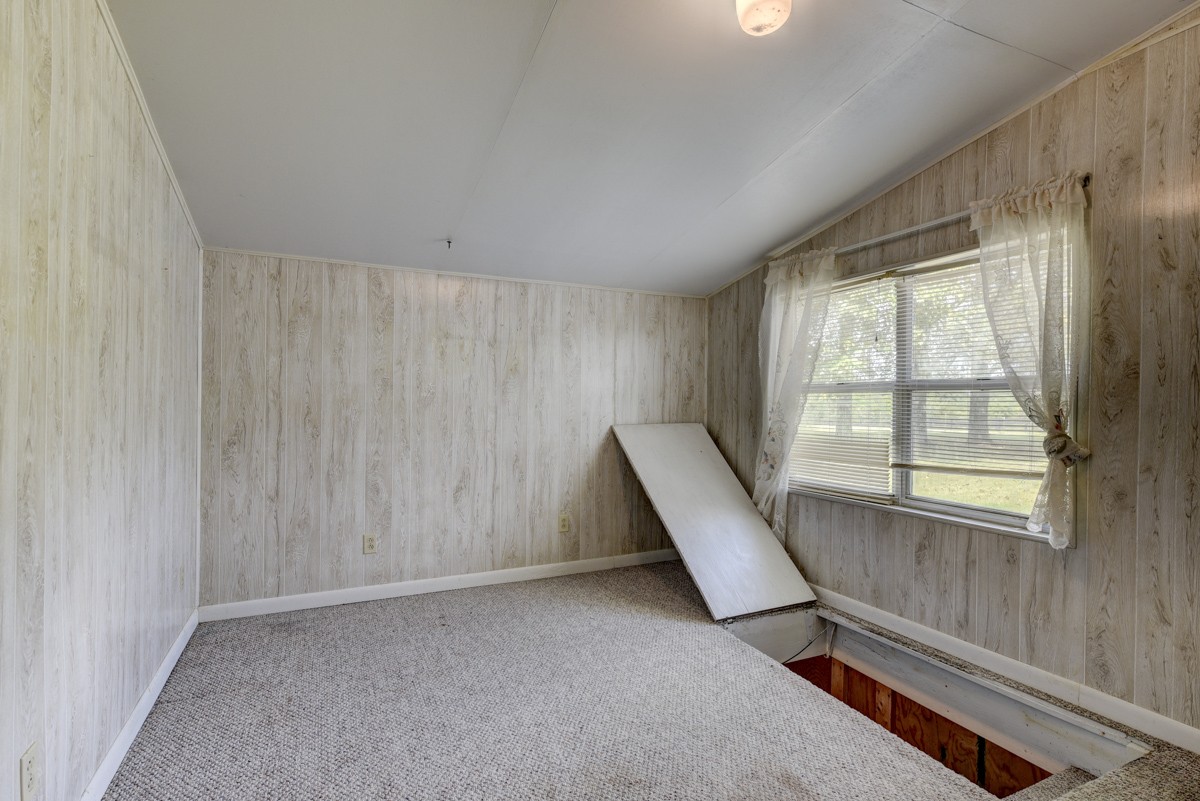 3945 Mitchell Road Lebanon, TN 37087 - Photo 23 of 41 an empty room with windows