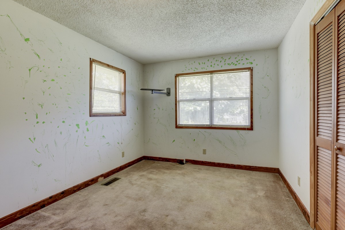 3945 Mitchell Road Lebanon, TN 37087 - Photo 28 of 41 an empty room with a window
