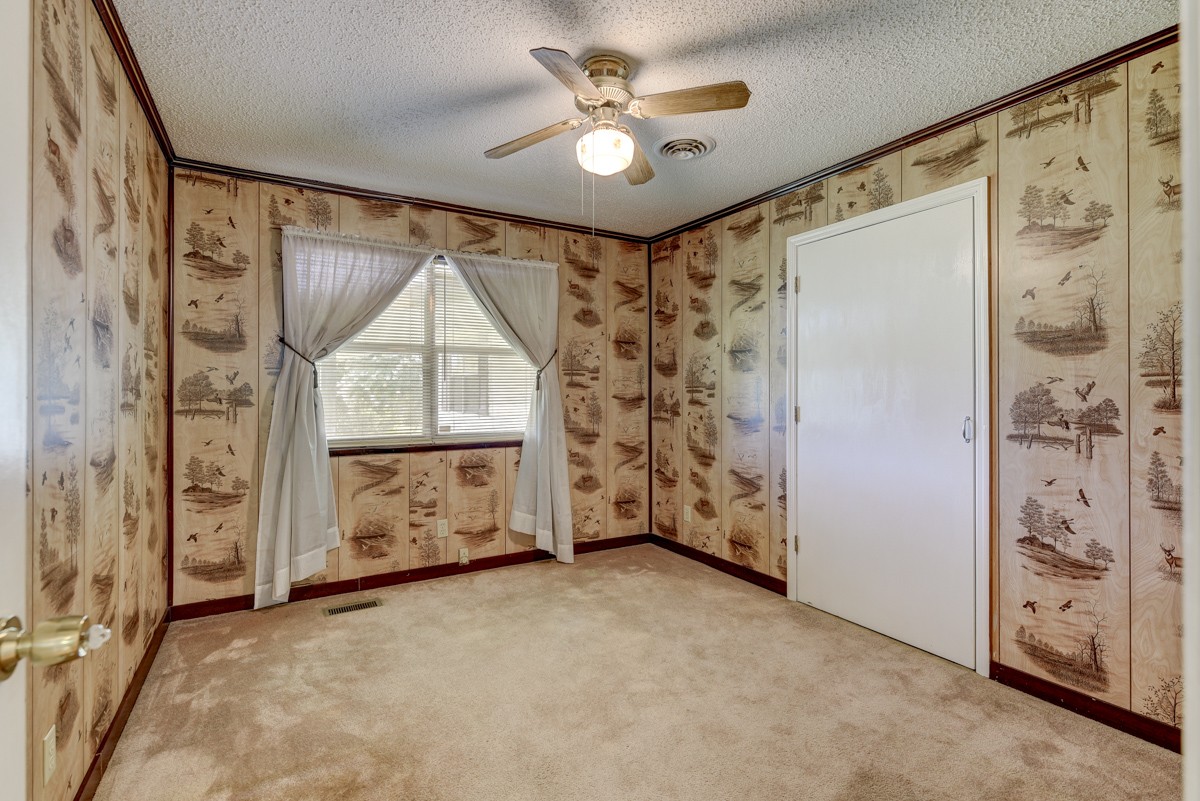 3945 Mitchell Road Lebanon, TN 37087 - Photo 32 of 41 an empty room with windows and closet
