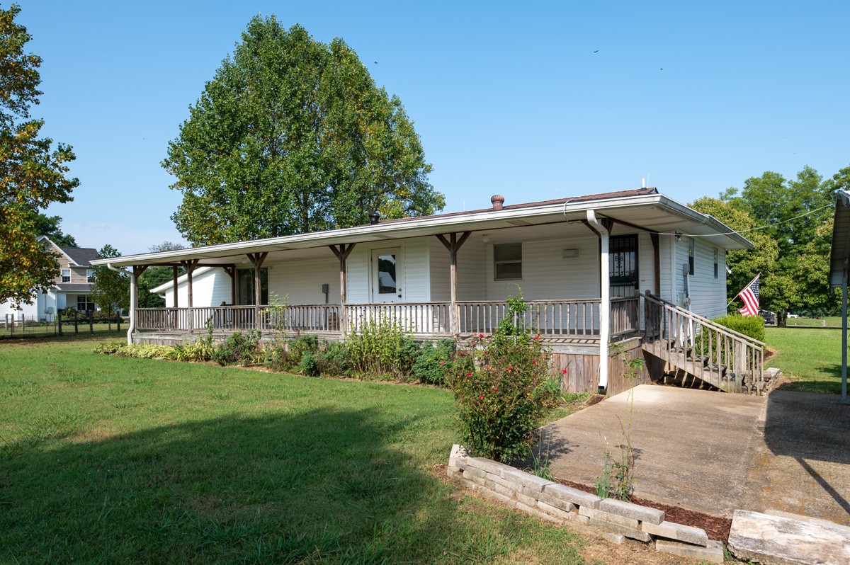 3945 Mitchell Road Lebanon, TN 37087 - Photo 9 of 41 front view of a house with a yard